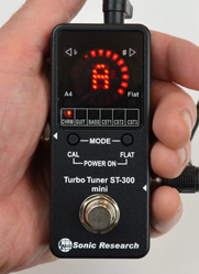 ST-300 Mini Stomp Box Strobe Tuner